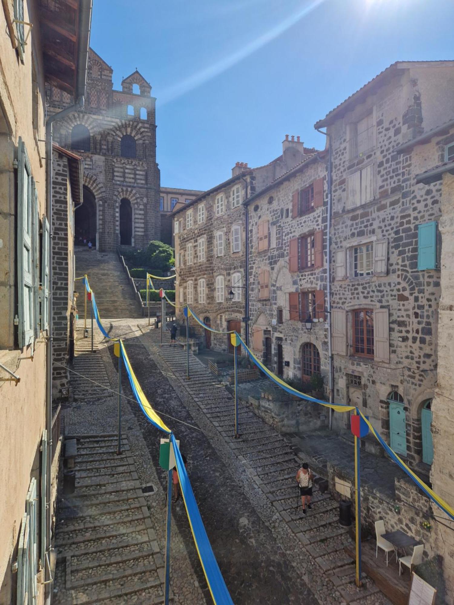 Gite Des Tables - Cathedrale, Coeur Historique, Vue Le Puy-en-Velay エクステリア 写真